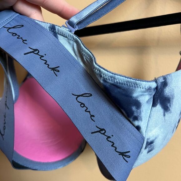 PINK Victoria’s Secret Blue Tie Dye Wear Everywhere Push Up Multi-Way Bra 32C - Picture 7 of 7